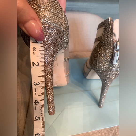 Dress shoes -for wedding, new years or special occasions. - Picture 6 of 6